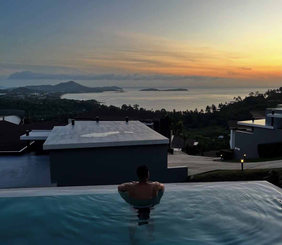 Sunset from the infinity pool — Koh Samui